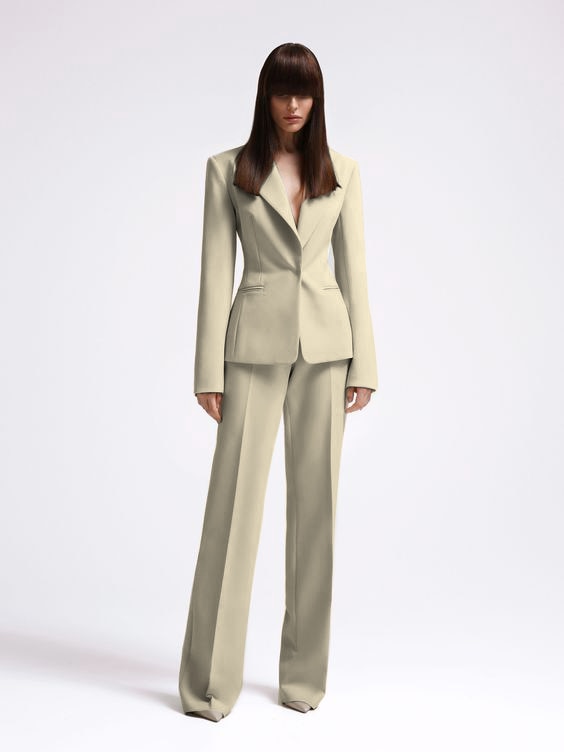 Suit - Elegant 2-Piece Suit for Women