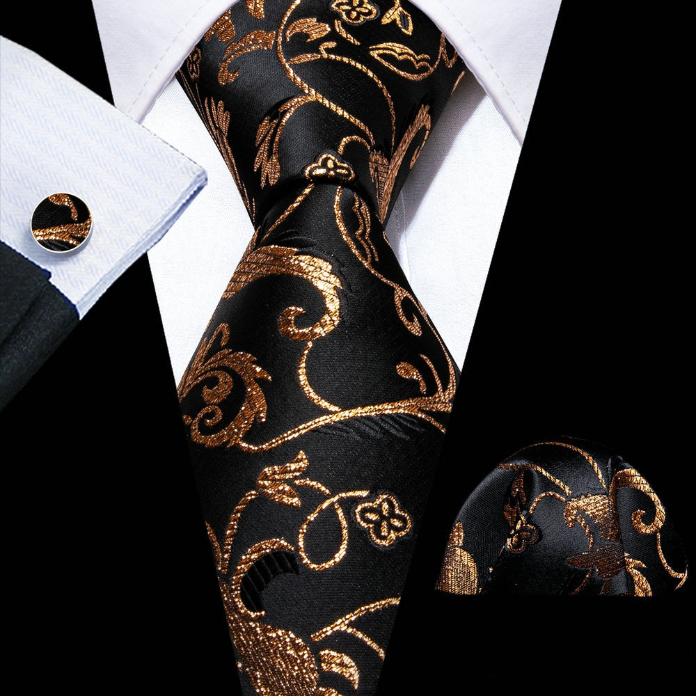 Gold Paisley Men Silk Necktie Fashion