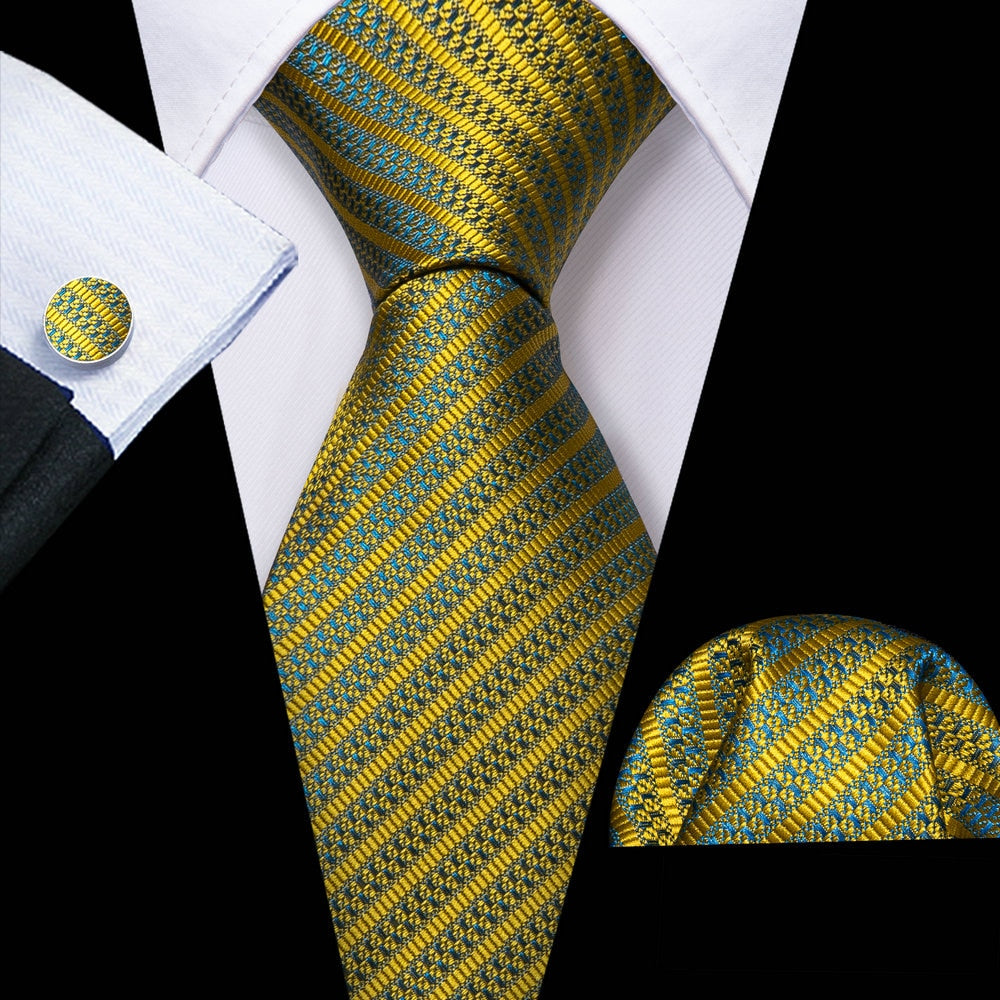 Gold Paisley Men Silk Necktie Fashion