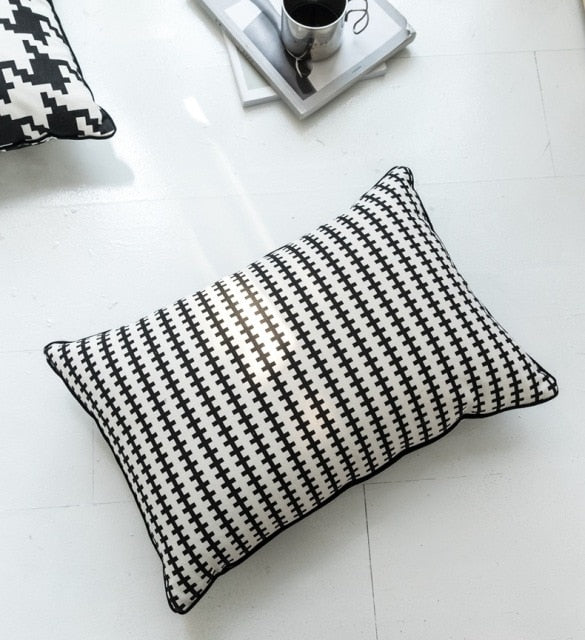 Pillow - Classic Black and White Hounds tooth Decorative Boho Throw Pillow Covers