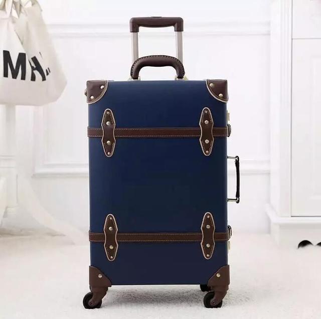 Retro Spinner Rolling Luggage Set