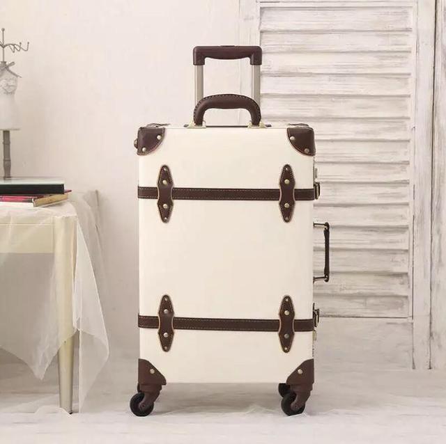 Retro Spinner Rolling Luggage Set